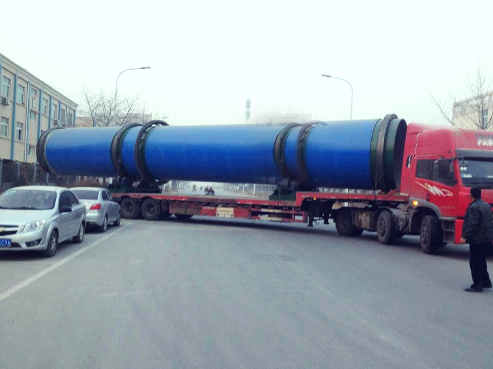 煤泥烘干設(shè)備主體圖